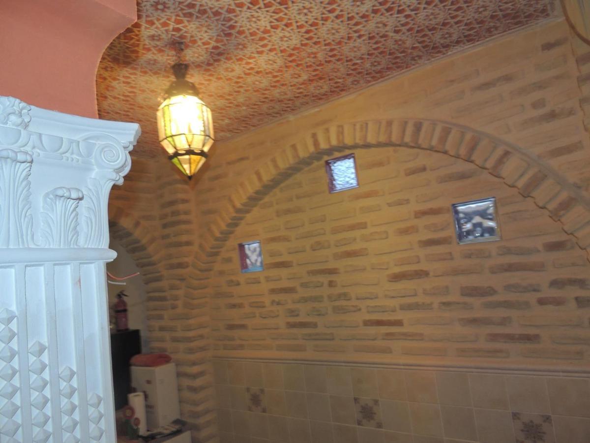 Casa Marhaba - Welcome เซบีญา ภายนอก รูปภาพ