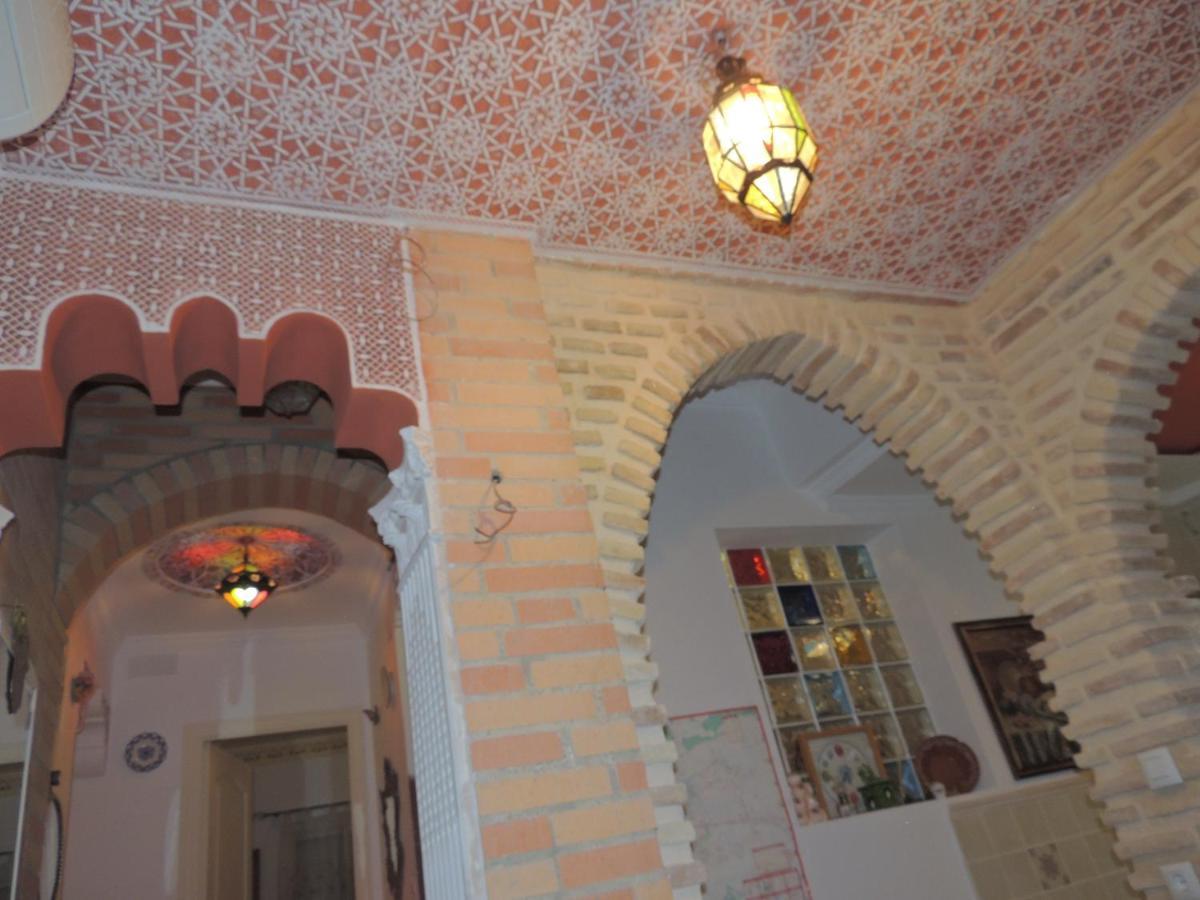 Casa Marhaba - Welcome เซบีญา ภายนอก รูปภาพ