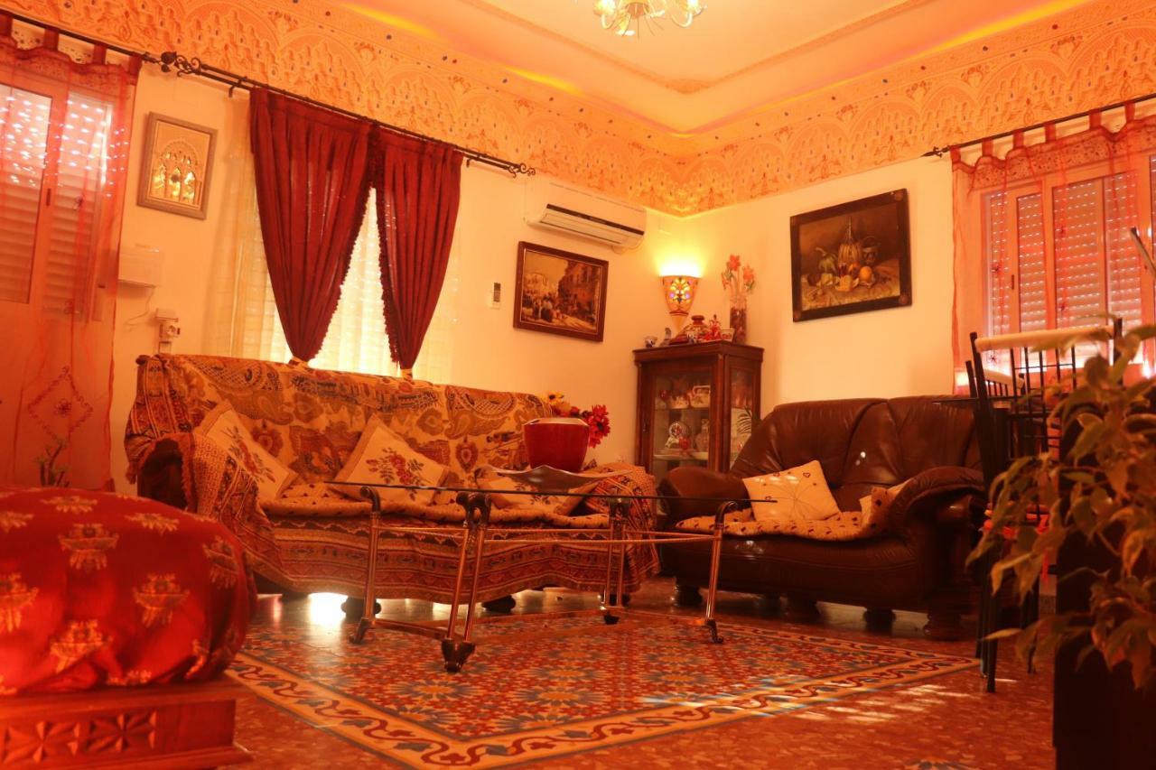 Casa Marhaba - Welcome เซบีญา ภายนอก รูปภาพ